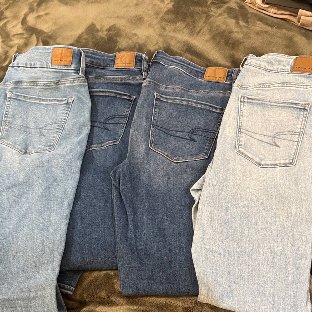 American Eagle Outfitters Women's Skinny Jeans in Light and Dark Blue